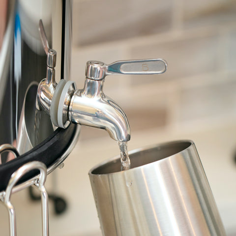 For faster fill-ups use the stainless steel spigot